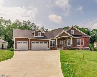 8805 Scotsbury Glen St NW, Massillon, OH 44646