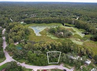 36 Poplar St, Moon Lake Estates, FL 34654