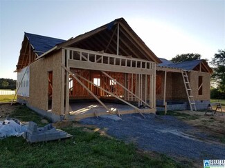 43 Broom Dr, Altoona, AL 35952