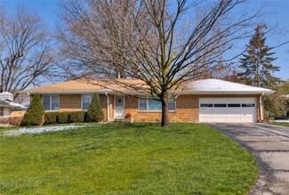7207 El Rancho Ave, Windsor Heights, IA 50324