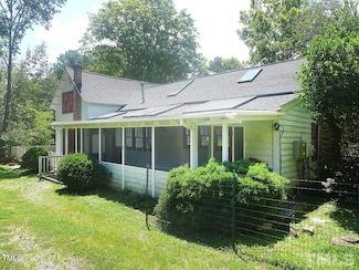915 Phil's Creek Rd, Chapel Hill, NC 27516