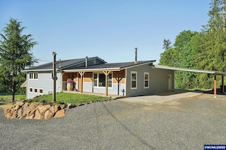 985 Crooked Finger Rd NE, Scotts Mills, OR 97375