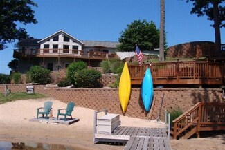 6064 N Island View Ln, Irons, MI 49644