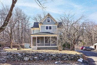 21 Prospect St, Princeton, MA 01541