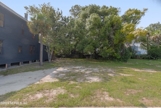 111 S 8th St, Fernandina Beach, FL 32034