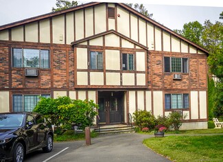 450 Swanson Crescent Unit 450, Milford, CT 06461