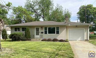 1674 SW 22nd St, Topeka, KS 66611