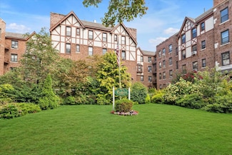 160-15 Powells Cove Blvd Unit D203, Flushing, NY 11357