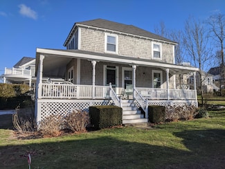7 Chester St, North Falmouth, MA 02556