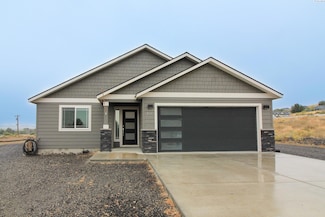 401 W Trinity Prairie NW, Benton City, WA 99320