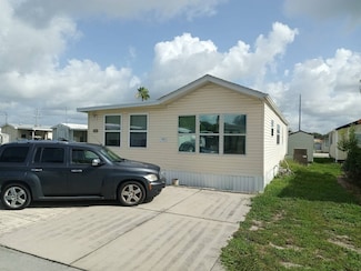 4421 Lane Rd Unit 60B, Zephyrhills, FL 33541