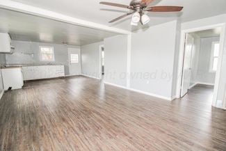 620 N Donley Ave, Tulia, TX 79088