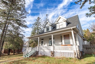 2311 E 4th St, Duluth, MN 55812