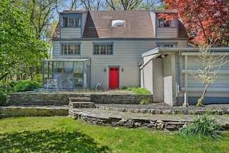 36 Rayfield Rd, Westport, CT 06880