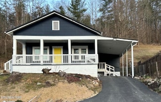443 Kentucky 92, Pineville, KY 40977