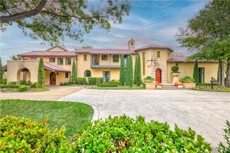 1501 Drury Ln, Nichols Hills, OK 73116
