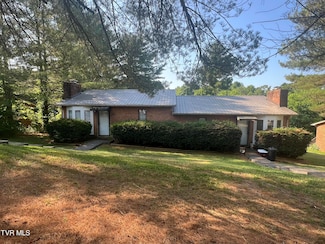 1721 &1723 Todd Dr, Johnson City, TN 37601