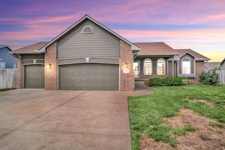 321 Matson St, Newton, KS 67114