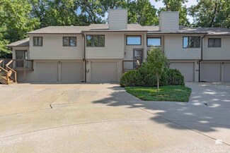 1624 Delaney Dr, Manhattan, KS 66502