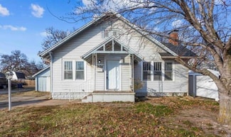 417 N High St, Newton, KS 67114