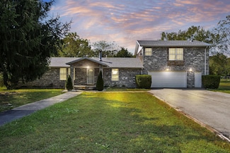 2152 W Inman Rd, Nixa, MO 65714