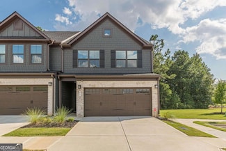 255 Climbing Ivy Cir, Fayetteville, GA 30214