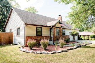 624 Ventura Ave, Monett, MO 65708
