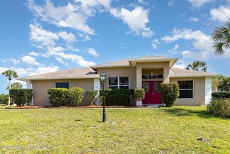 605 Hunan St NE, Palm Bay, FL 32907