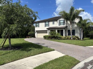 718 Acacia Ct, Bradenton, FL 34212