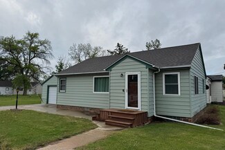 400 Lafayette Ave S, Fulda, MN 56131