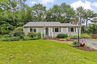 57 Maquan St, Hanson, MA 02341