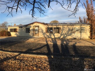 44 Ephrata Ave NW, Soap Lake, WA 98851