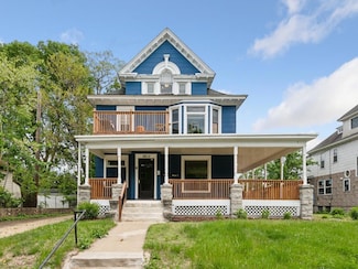 2613 Bryant Ave S, Minneapolis, MN 55408