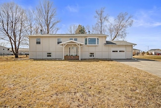 231 Britson Cir, Roland, IA 50236