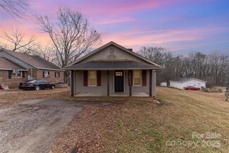 107 Mcginnis St, Kings Mountain, NC 28086