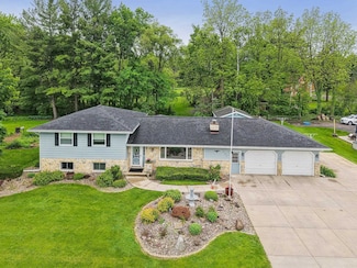 W10683 Gallagher Rd, Lodi, WI 53555