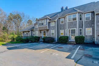 22 Harbor Hill Dr, Bourne, MA 02532