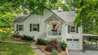 200 Fairfield Rd, Knoxville, TN 37919