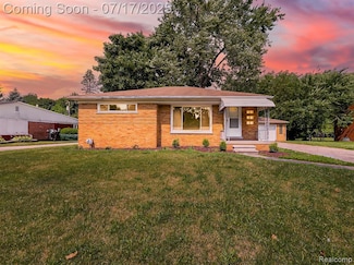 2314 Middlebelt Rd, West Bloomfield, MI 48324