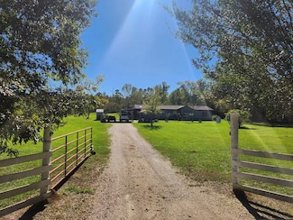 274 County Road 2131, Cleveland, TX 77327