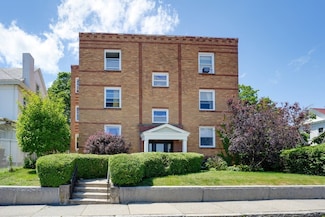 31 Chestnut St Unit 2, Worcester, MA 01609