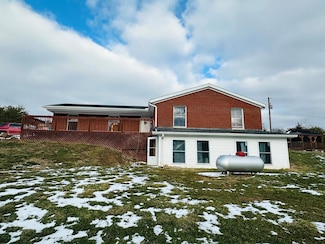 3513 Valley Chapel Rd, Jackson, OH 45640