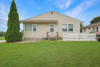 2007 Burton Ave Unit 2009, Waterloo, IA 50703