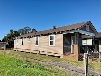 814 Fried St, Gretna, LA 70053