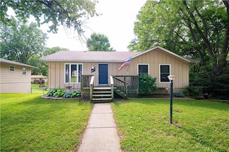 2806 Morningside Dr, Saint Joseph, MO 64503
