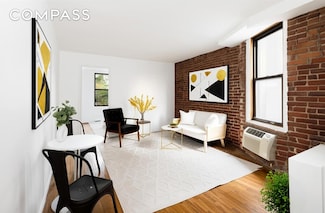 15 Jones St Unit 5H, New York, NY 10014