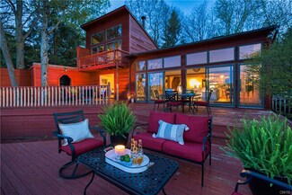73 Carltons Cliff, Skaneateles, NY 13152