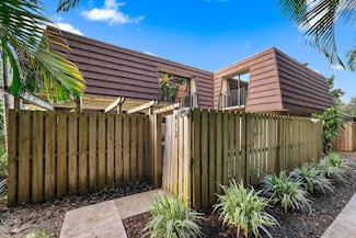413 4th Ln, Palm Beach Gardens, FL 33418