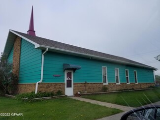 24 Front St, Cummings, ND 58223