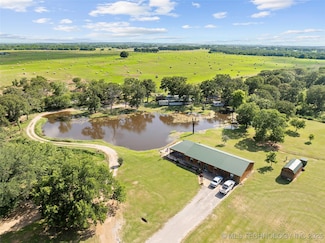 13605 Memorial Dr, Wilson, OK 73463